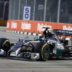 Nico Rosberg rueda en Marina Bay