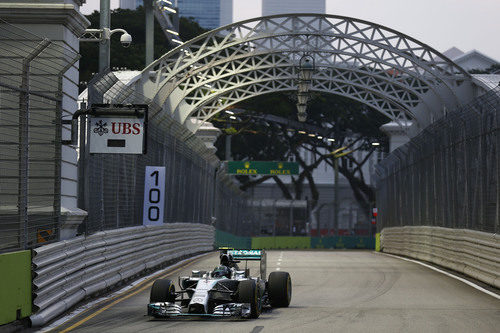 Nico Rosberg en los entrenamientos libres del GP de Singapur