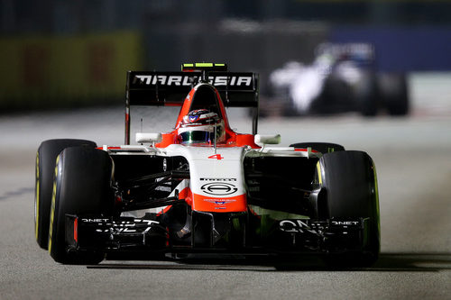 Max Chilton rodando por el Marina Bay