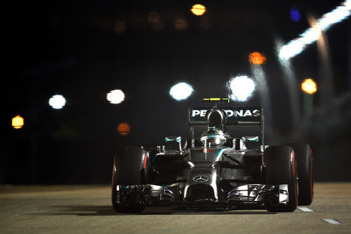 Nico Rosberg se ha quedado a 7 milésimas de su compañero de equipo