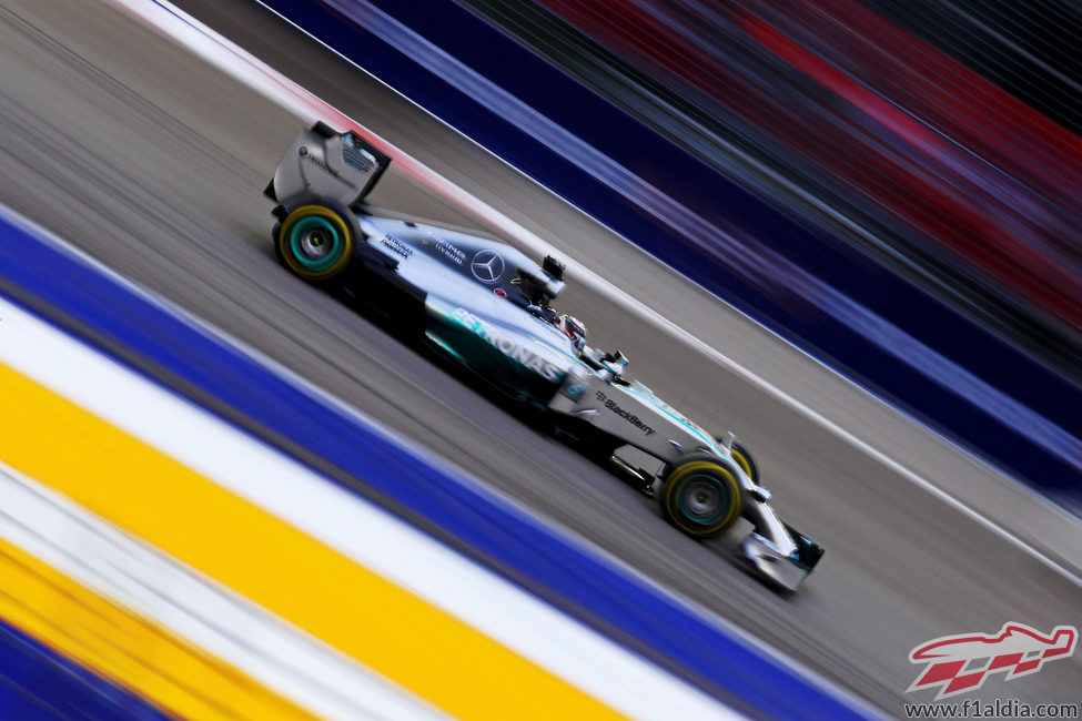 Lewis Hamilton ha mejorado el rendimiento de su coche