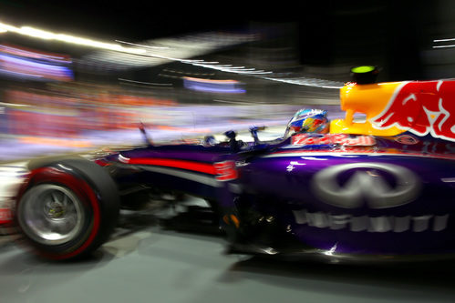 Daniel Ricciardo en las calles de Singapur