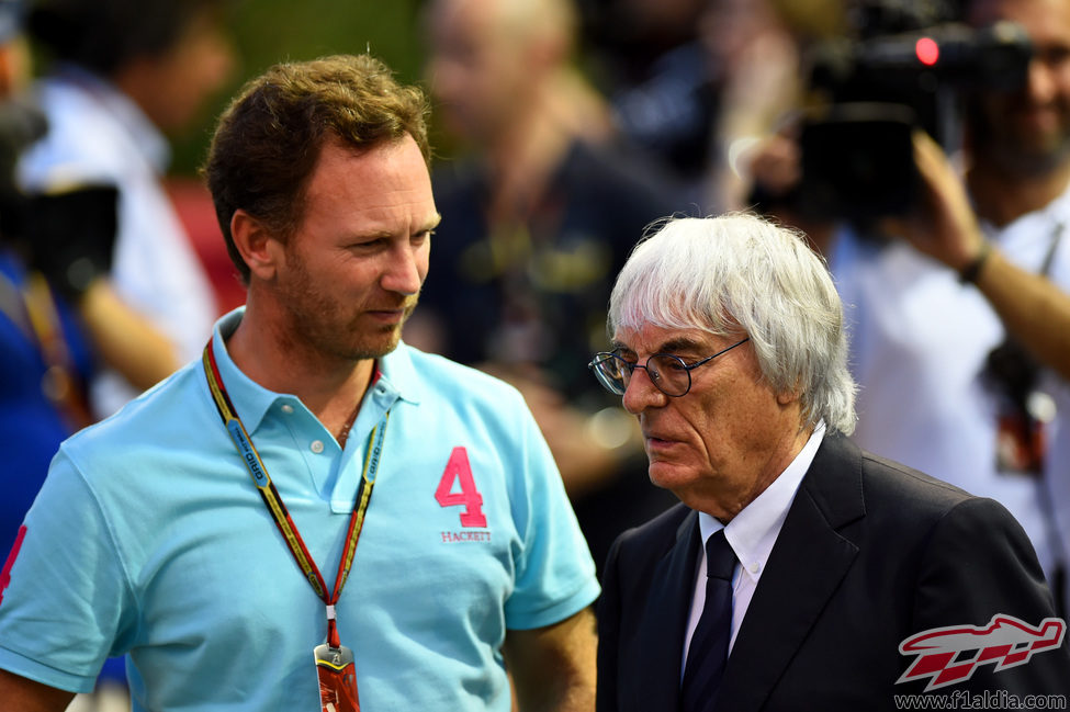 Bernie Ecclestone con Christian Horner en el GP de Singapur