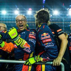 Toro Rosso celebrando el sexto puesto de Vergne en el GP de Singapur