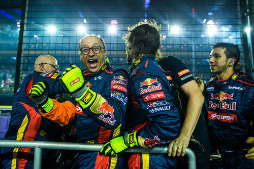 Toro Rosso celebrando el sexto puesto de Vergne en el GP de Singapur