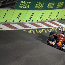 Kimi Raikkonen termina octavo el Gran Premio de Singapur