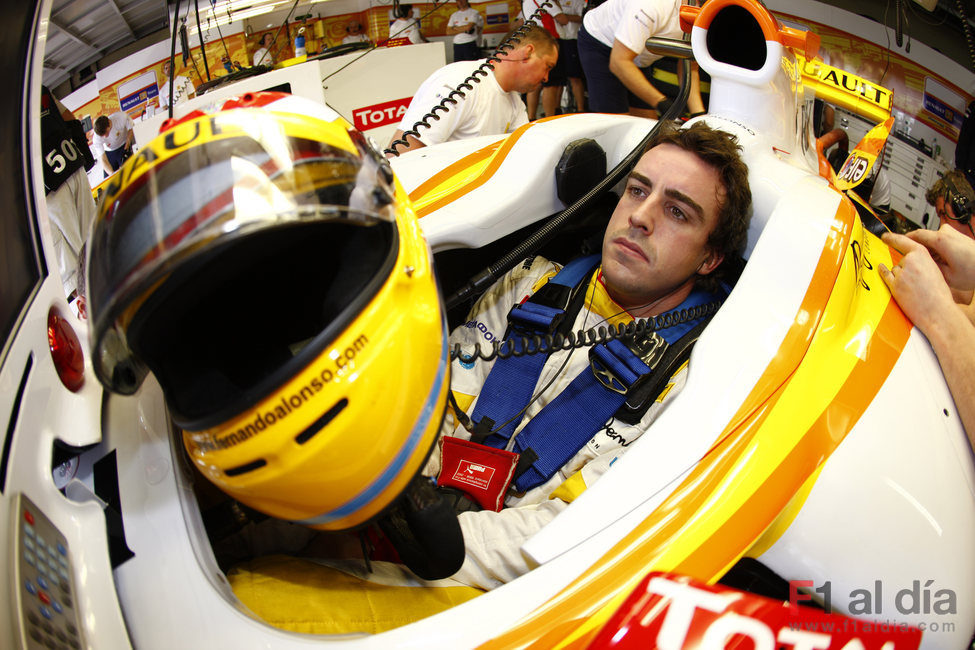 Alonso en el Renault