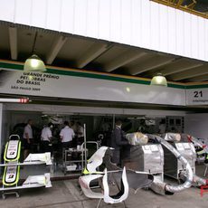 Los boxes de Brawn GP