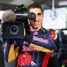 Buemi con una cámara