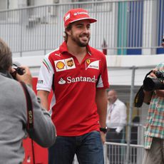 Fernando Alonso llega a Suzuka con una sonrisa