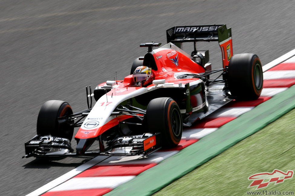 Jules Bianchi cree que Marussia puede mejorar para la carrera