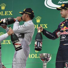 Hamilton, Rosberg y Vettel en el podio de Suzuka