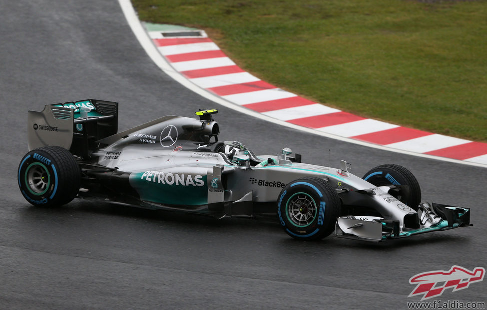 Nico Rosberg lideró una parte de la carrera en Japón