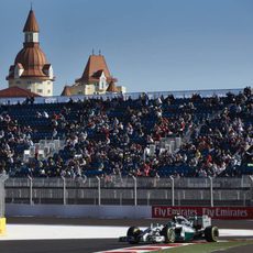 Nico Rosberg rueda ante el público ruso