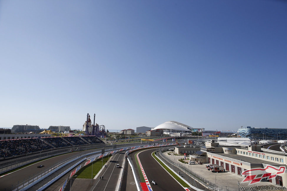 Felipe Massa en las instalaciones del circuito de Sochi