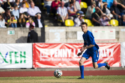 Daniil Kvyat jugó un partido de futbol previo al Gran Premio