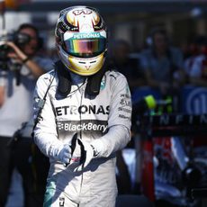 Lewis Hamilton tras conseguir la pole en la clasificación del GP de Rusia