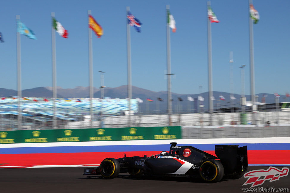 Adrian Sutil rueda en Sochi