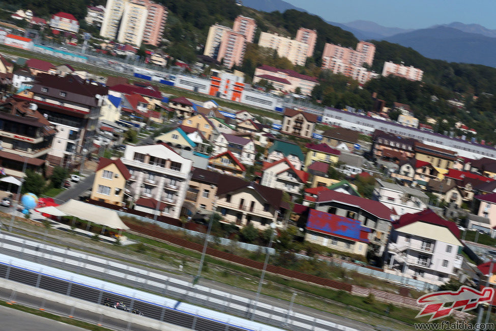 La ciudad de Sochi como paisaje del circuito