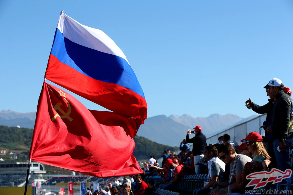 Los aficionados rusos muy entregados con la Fórmula 1