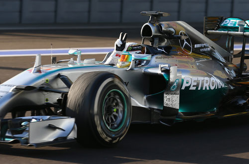 Lewis Hamilton gana su novena carrera en esta temporada