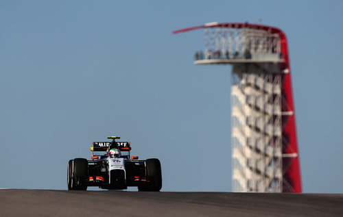 Sergio Pérez rodando en el Circuito de las Américas