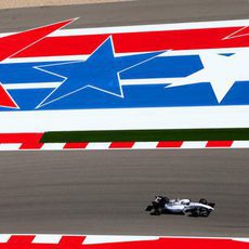 Valtteri Bottas buscando el equilibrio óptimo para el fin de semana