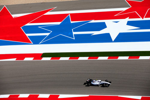 Valtteri Bottas buscando el equilibrio óptimo para el fin de semana