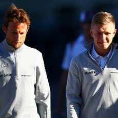 Jenson Button y Kevin Magnussen llegando al Circuito de las Américas