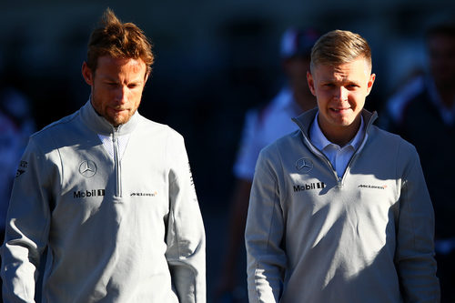 Jenson Button y Kevin Magnussen llegando al Circuito de las Américas