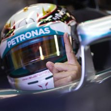 Hamilton llega líder a Estados Unidos