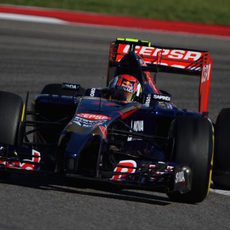 Kvyat rueda en Estados Unidos