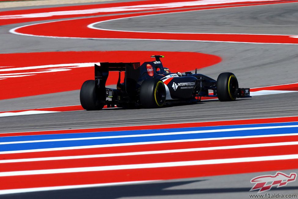 Esteban Gutiérrez probando el neumático blando en los Libres 2 en Austin