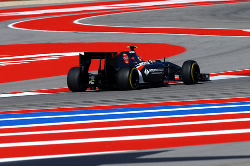 Esteban Gutiérrez probando el neumático blando en los Libres 2 en Austin