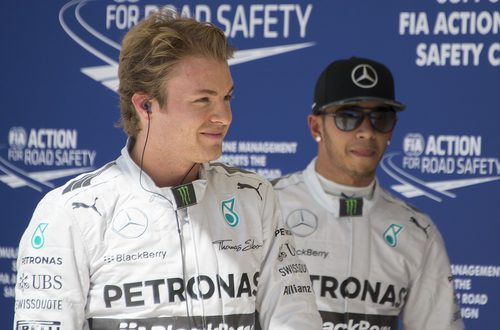 Nico Rosberg arrebata la pole a Lewis Hamilton