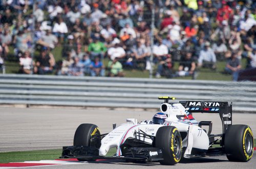 Valtteri Bottas exprimiendo al máximo su coche