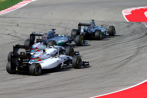Felipe Massa se coloca tercero tras la salida