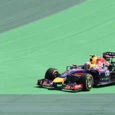 Sebastian Vettel protagonizando una salida de pista