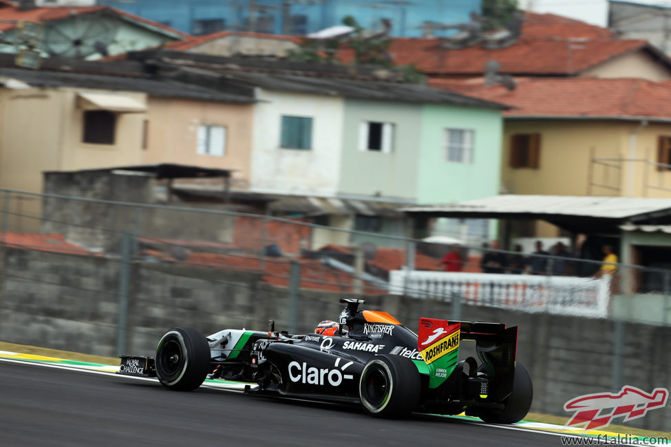 Dani Juncadella rodando en el Autodromo José Carlos Pace