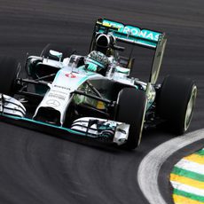 Nico Rosberg no consigue una vuelta perfecta