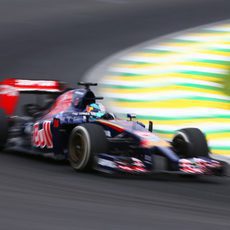 Daniil Kvyat no salió en la Q2