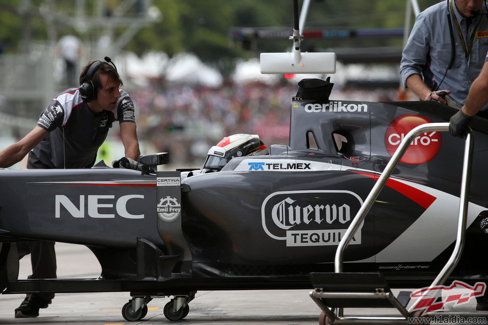 Adrian Sutil no pudo volver a entrar en la Q3