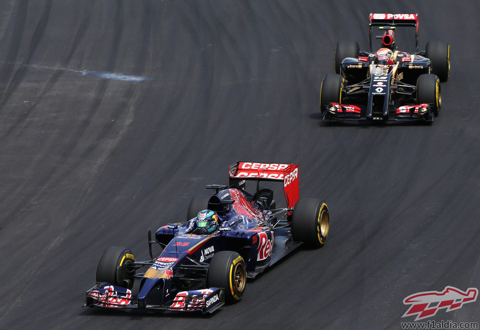 Jean Eric Vergne pasó gran parte de la carrera luchando