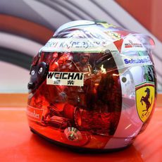 El casco de Fernando Alonso para el GP de Abu Dabi (2)