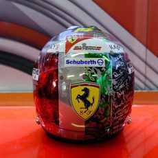 El casco de Fernando Alonso para el GP de Abu Dabi (3)