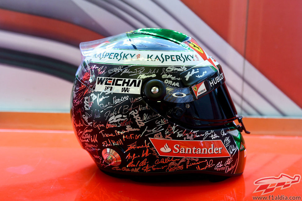 El casco de Fernando Alonso para el GP de Abu Dabi (4)