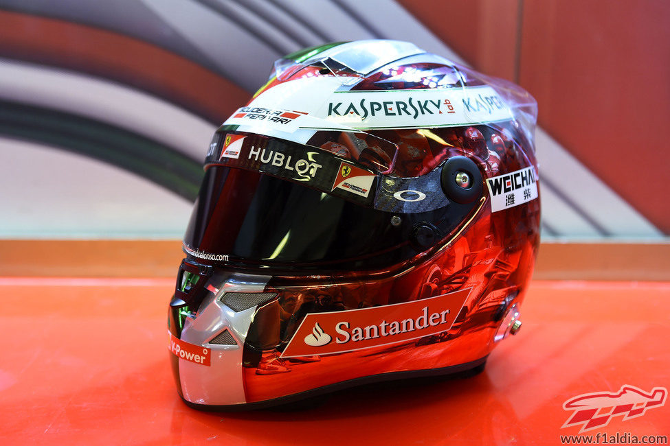 El casco de Fernando Alonso para el GP de Abu Dabi (5)