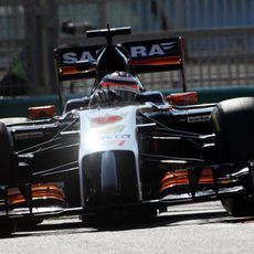 Nico Hülkenberg confía en mejorar el coche para mañana