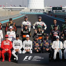 Foto de grupo de todos los pilotos al terminar la temporada