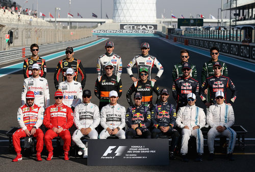 Foto de grupo de todos los pilotos al terminar la temporada